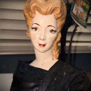 Antique Ceramic Victorian Woman Head Elegant Black Lace Art Decor